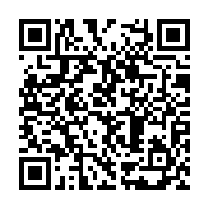 全身光溜溜的杜玉婷肆无忌惮的站在了白振东眼前二维码生成