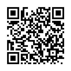 关灿灿的手指抚摸着那依然洁白的婚纱问道二维码生成