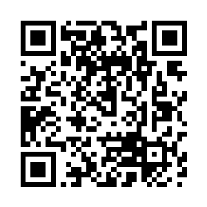 其中一个会员做了一个前进的手势二维码生成