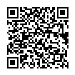 其实我留他喝茶的目的还是想从周亮这里打听卢家的事情二维码生成