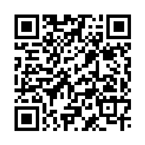 几个在那里笑闹的人也都停了下来二维码生成