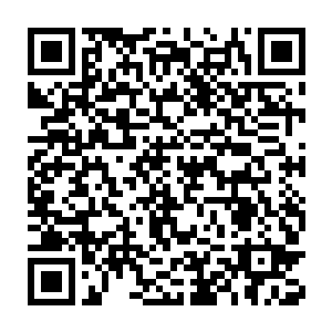 凯文目前一点风声都没有透露出来除了那部被雨果批得一无是处的二维码生成