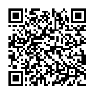 到现在他还未曾得知有哪两个人经历的情况一样的二维码生成