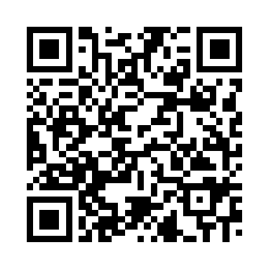 前面有辆警车和一辆大奔停了下来二维码生成