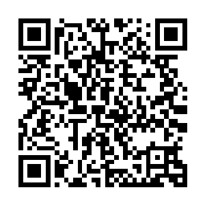 加更已经到10500年票啦~~~再不投票就没的加更啦~~~~嘻嘻……二维码生成