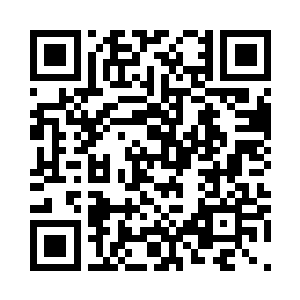 十几架崭新的奢华马车正在旁等候着二维码生成