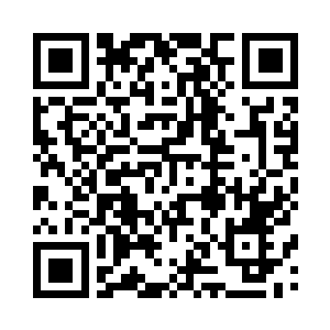 华夏军这边四个小组高速收缩的同时二维码生成