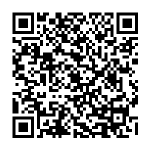 即使丢了胳膊或者断了腿他们爬也要跟伙伴们一起战斗而不是躺在这里听着二维码生成