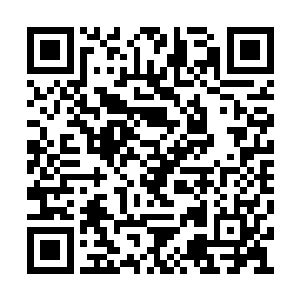 却别有用心的冲进一大片贫民区一般的破旧房屋二维码生成