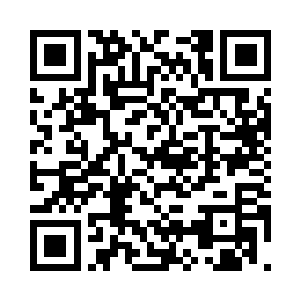 却在娜古云儿地拨弄下慢慢化为红色二维码生成