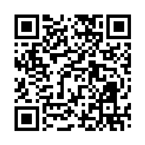 却好像没事人一样坐在原来的位置上二维码生成