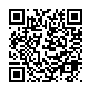 却正好看到赵雅兮弓着身子看着自己二维码生成