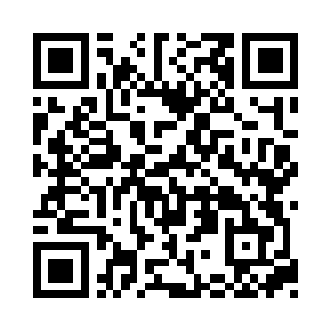 却突然见到那大铁球猛地在空中拐了一个弯二维码生成