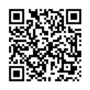 又两百余人在阁楼外的台阶下围坐二维码生成