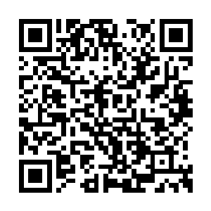 又从上方调集了大量冰冻泡沫的高压喷射罐下来二维码生成