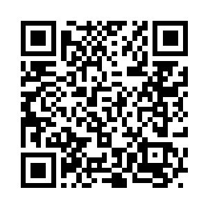 又从腰间摸出一块腰牌塞到沉香手中二维码生成