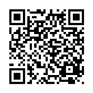 又有三四十人拿起身边的简陋武器二维码生成