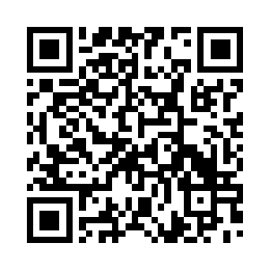 又看向在世凤怀里瑟瑟发抖的小白二维码生成