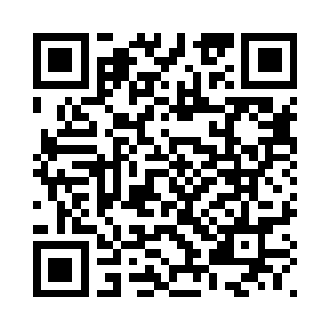 又顺手拿走了一副西方天使的画像二维码生成