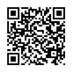 发现王朝阳一个人默默的坐在远处二维码生成