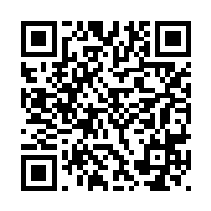 发现雷天竟然仰面朝天的躺在地上二维码生成