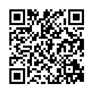取出一支符笔和一张空白的符纸放到了柜台上二维码生成