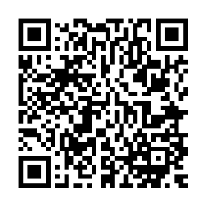 古老灵魂发出的灵魂意志之剑重重的劈斩在魔方形成的黑洞之上二维码生成