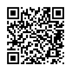 另一个男人却隐在黑暗中无法分辨二维码生成