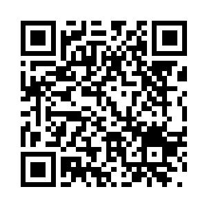 只得跟着魏燕慢慢的朝那湖边走去二维码生成