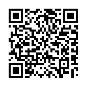 只是一直严肃认真的脸上终于露出了笑容二维码生成