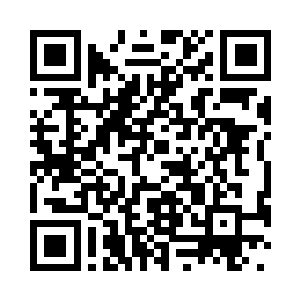 只是好奇地看着脸色有些红的男孩二维码生成