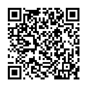 只有从后面勒住才能这样开枪……重点就是……二维码生成