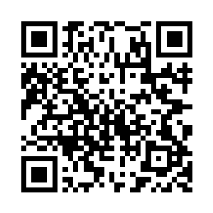 只见周围漫山遍野的巨神族围过来二维码生成