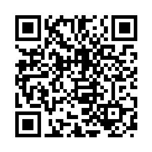 可程熙始终还没适应到哪都簇拥着一群人二维码生成