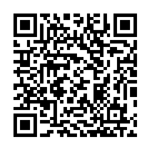 同时出现了数以百万计速度达到每秒二十七万公里的导弹二维码生成