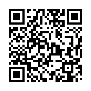 同时脸上的表情也变得有些严肃起来二维码生成