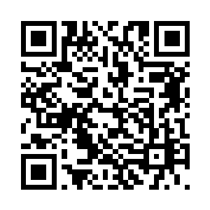 向他购买了两柄同样的白板弯刀之后二维码生成