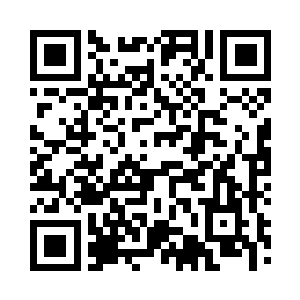 听到背后嘉靖帝询问严嵩和徐阶的声音二维码生成