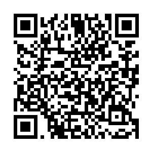 听着上面的说书先生吐沫横飞津津有味地说着江湖上的事二维码生成