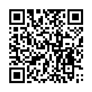 吴虎臣上下打量了眼前这个美丽性感二维码生成