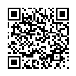 周身白皙的皮肤就染上了诱人的淡粉二维码生成