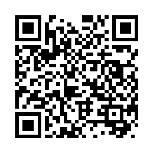 和他凝视着沈婉瑜的那深情的眼神二维码生成