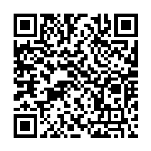 和他后来派人把苏门抓走都是为了让他的阴谋实现二维码生成