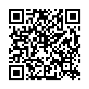 唐玥郁闷地看了一眼正艰难脱裤子的男人二维码生成