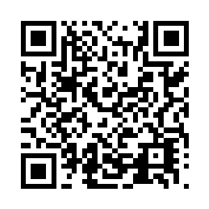 四个人都有那么一些抬不起来自己的胳膊二维码生成