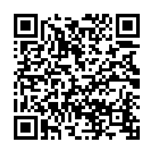 回到卧室里同美女们开始了每天早上最美好的晨运时光二维码生成