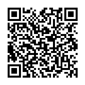 因为他发现那个要风度不要温度的家伙也跟在身后二维码生成