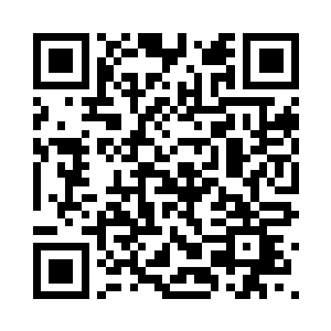 因为差不多是最后一个进入机舱的二维码生成