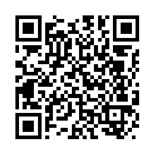 因为此时的邝美美的衣服还没有穿好呢二维码生成