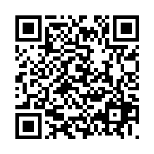 因为萧航的霜云软剑不知道何时出现二维码生成